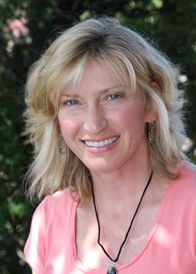 smiling blonde Philadelphia woman